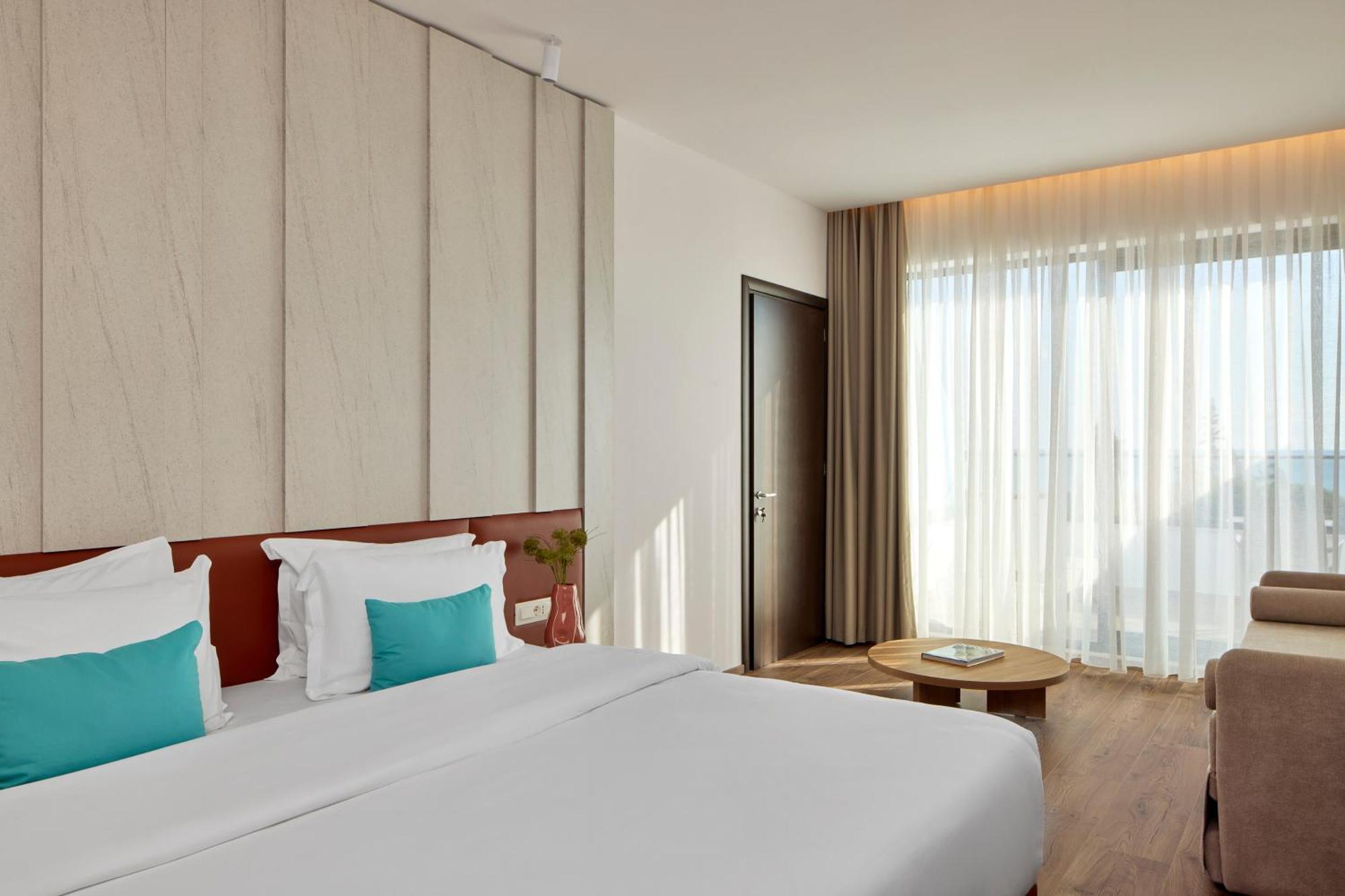 Sol Tropikal Durres Hotel Luaran gambar