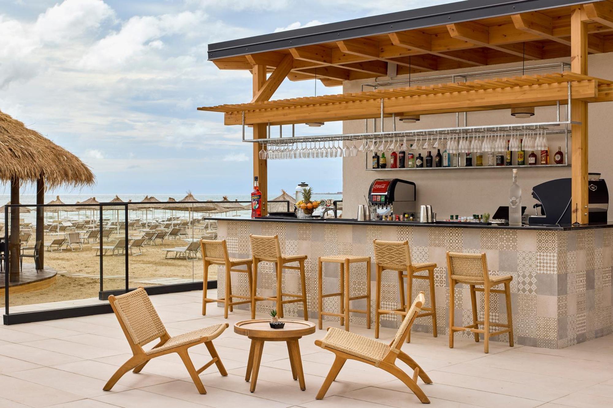 Sol Tropikal Durres Hotel Luaran gambar